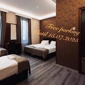 4* Bed & Breakfast Ven Diofa De Lux Panzio